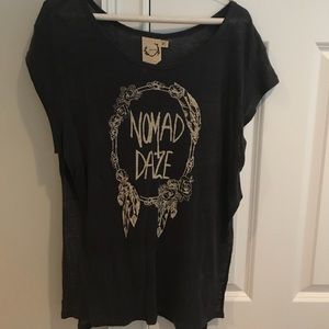 Sleeveless “No Mad Daze” Shirt